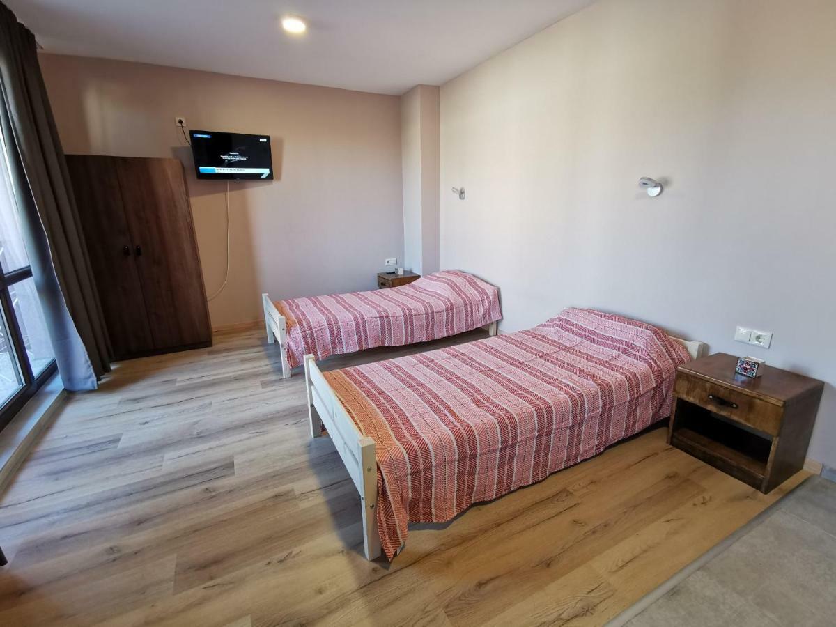 Kazak Hotel Obzor Bagian luar foto